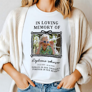 T-shirt commémoratif à cadre en forme d'arc – Touj