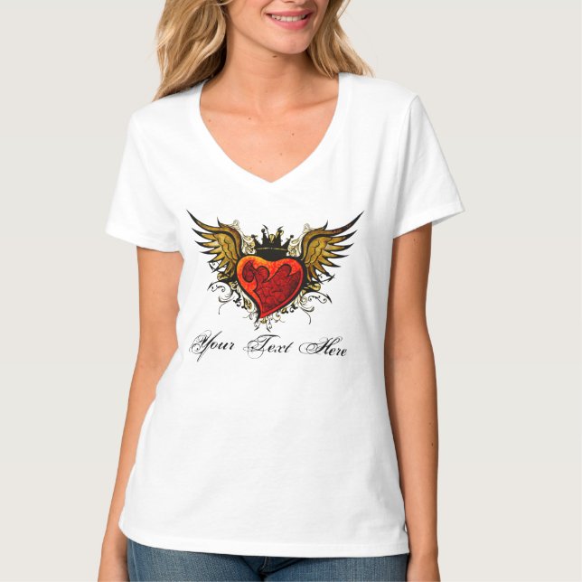 T-shirt Conception à ailes urbaine de tatouage de coeur (Devant)