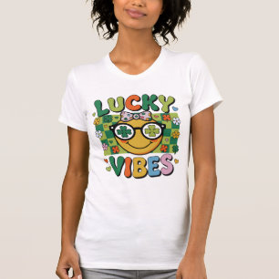 T-shirt Conception de chemise Lucky Vibes PNG pour la Sain