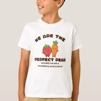 T-shirt Conception de personnage adorable de fraise et de