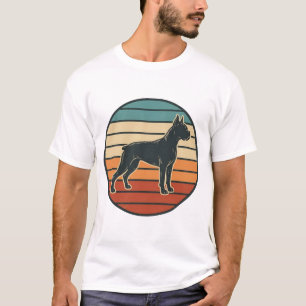 T-shirt Conception vectorielle de gravure de chien Boxer v