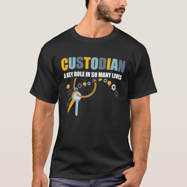 T-shirt Concierge Un Rôle Clé Dans Tant De Vies Concierge  (Devant)