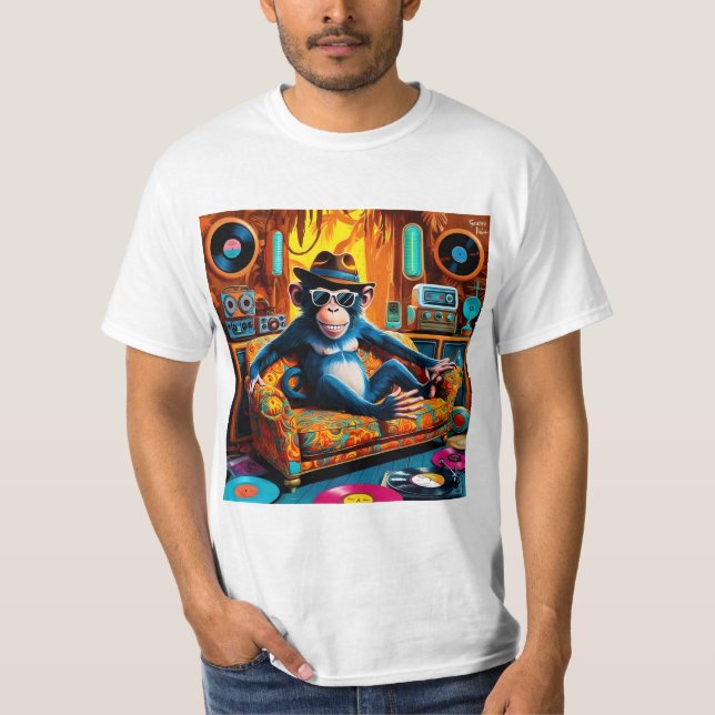 T-shirt conçu pour les hommes avec un singe fou (Devant)