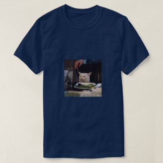 T-shirt Confus Dinner Cat