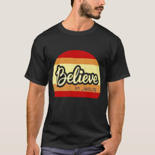 T-shirt Coucher de soleil rétro Crois en Jésus