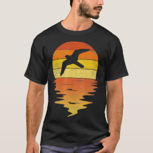 T-shirt Coucher de soleil rétro de faucon pèlerin les anné