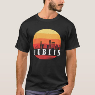 T-shirt Coucher de soleil sur la skyline de Dublin dans un