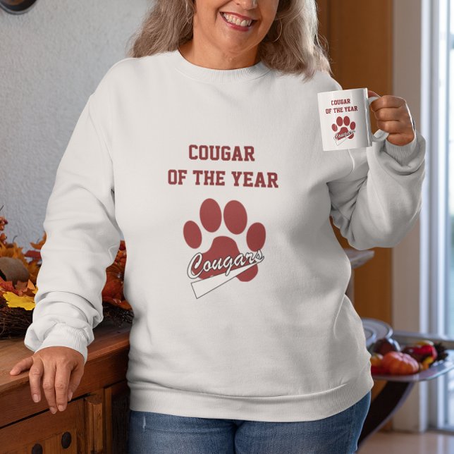 T-shirt Cougar de l'année Drôle rouge foncé (Créateur téléchargé)