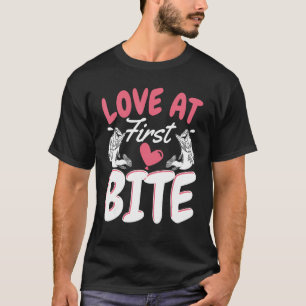 T-shirt Coup de foudre Conception pour les pêcheurs