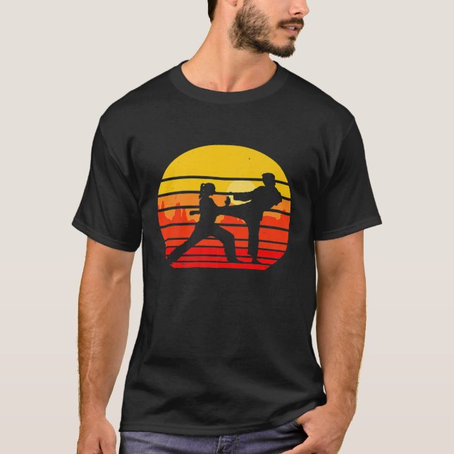 T-shirt Couple de guerriers de combat d'arts martiaux rétr (Devant)