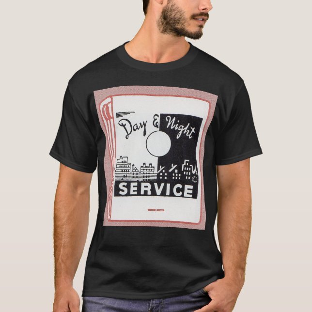 T-shirt couverture de vieux matchs Service de jour et de n (Devant)