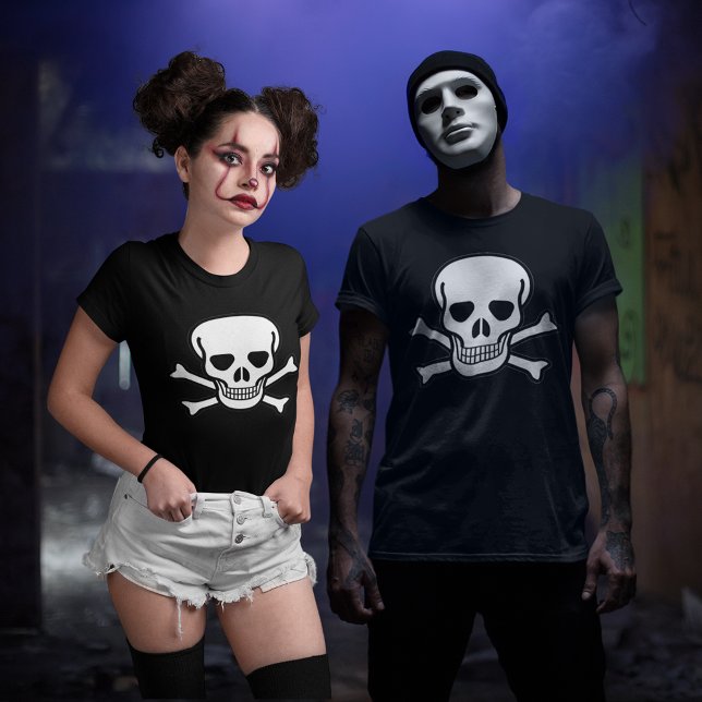 T-shirt Crâne et os croisés Halloween Dark Unisex (Skull and Crossbones Halloween Dark Unisex T-Shirt)