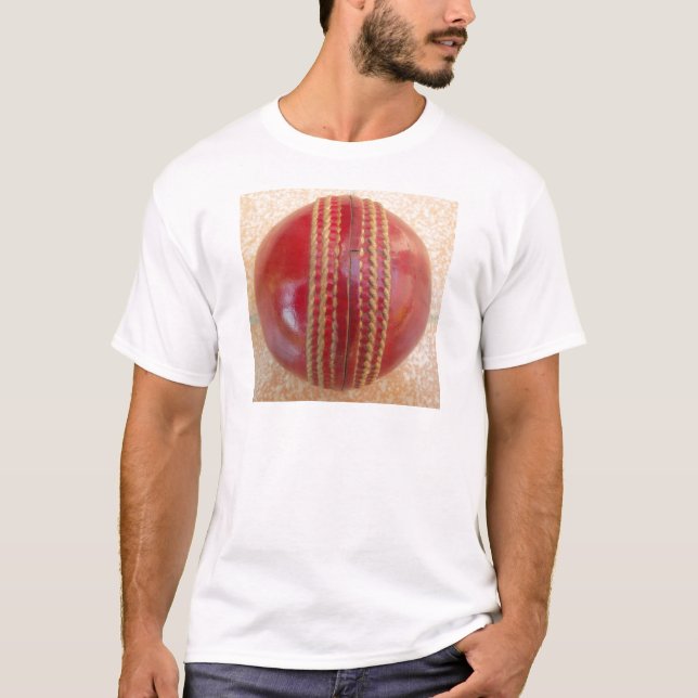T-shirt Crimson Stitch Focus : Gros plan du coeur du crick (Devant)