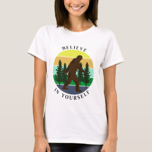 T-shirt Crois en toi-même   Vintage Sunset Bigfoot