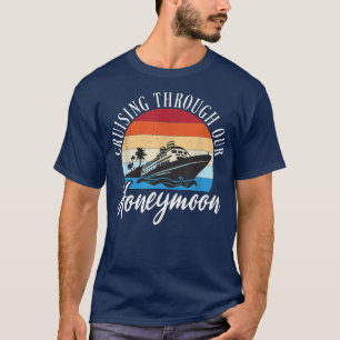 T-shirt Croisine À Travers Notre Lune De Miel Marié Groom