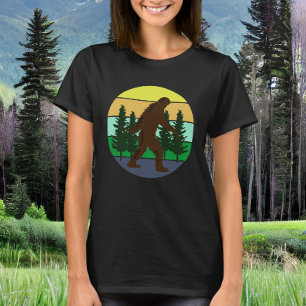 T-shirt Croyant Sasquatch Vintage Sunset Bigfoot