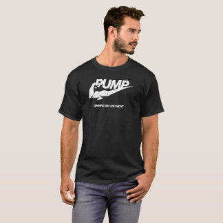 T-shirt Cumming de POMPE jour et nuit