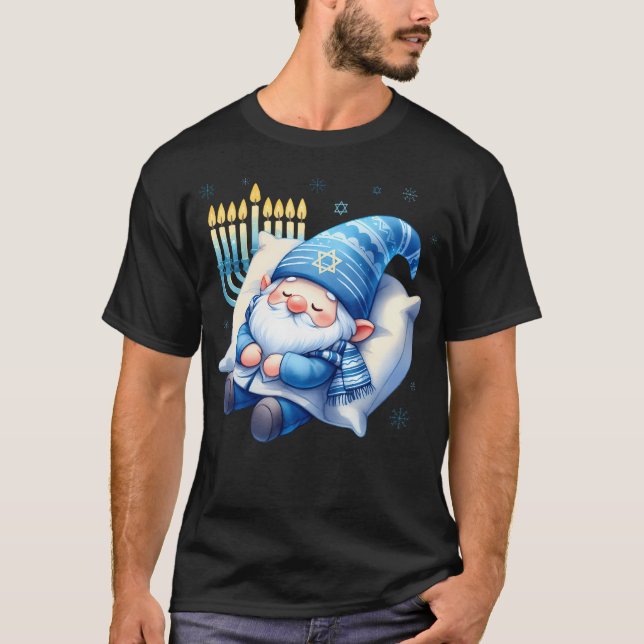 T-shirt Cute Garden Gnome Jewish Hanukkah Sleeping (Devant)