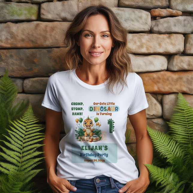 T-shirt Cute Little Dinosaur Garçon 1ère fête d'anniversai (Cute Little Dinosaur Boy's 1st Birthday Party Mom's T-Shirt)