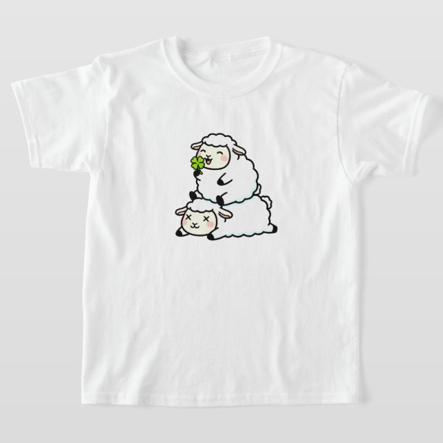 T-shirt Cute Lucky Sheep St. Patrick's Day Clover (Poser)