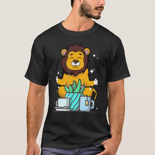 T-shirt Cute Namaste Lion Do Yoga Gardening  Coffee (Devant)