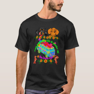 T-SHIRT DACHSHSHING FUNNY PET WIENER DOG MOVIN SUR P VINTA
