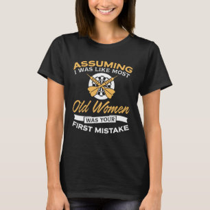 T-shirt Dames âgées drôles dardant des amants