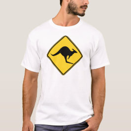 T-shirt danger d'avertissement de kangourou dans le jour