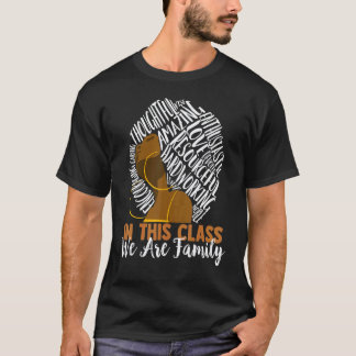T-shirt Dans cette classe, nous sommes une famille Mois de