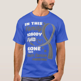 T-shirt Dans Cette Famille Personne ne combat seul Équipe