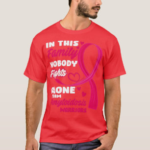 T-shirt Dans cette famille personne ne combat seul équipe