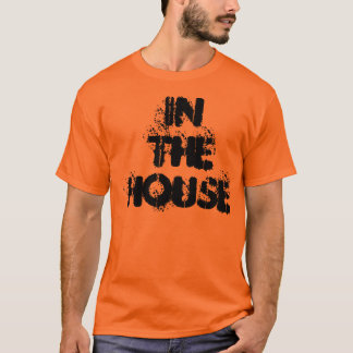 T-SHIRT DANS LA MAISON