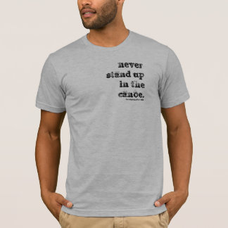 T-shirt dans le canoë