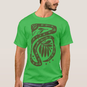 T-shirt dans l'herbe