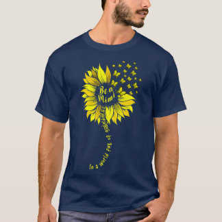 T-shirt Dans Un Monde Plein De Mamans Sois Un Mimi Vêtemen