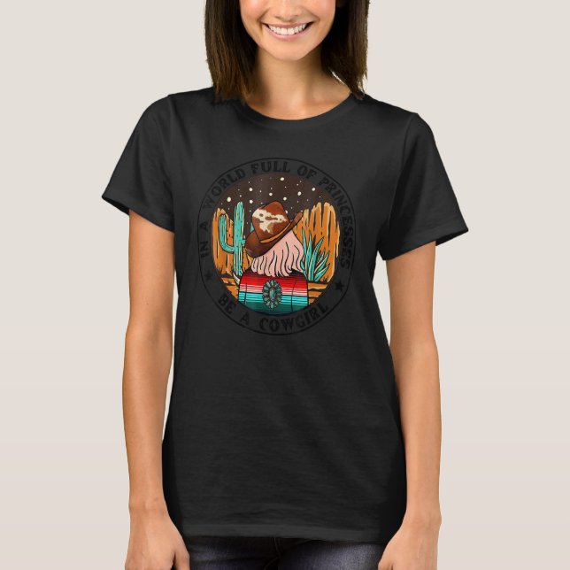 T-shirt Dans Un Monde Plein De Princesses Soyez Un Pays De (Devant)