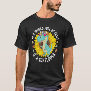 T-shirt Dans Un Monde Plein De Roses Soyez Un Fleuriste De
