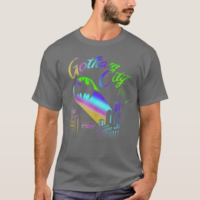 T-shirt DC Comics Pride Batman Gotham City Rainbow funny (Devant)