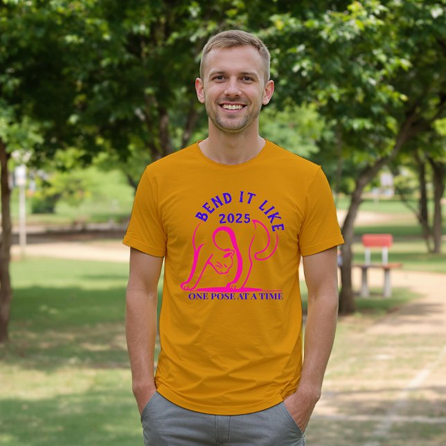 T-shirt de chat Yoga : Plier comme 2025 drôle de d (Créateur téléchargé)