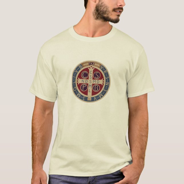 T-shirt de couleur claire avec la médaille de St (Devant)