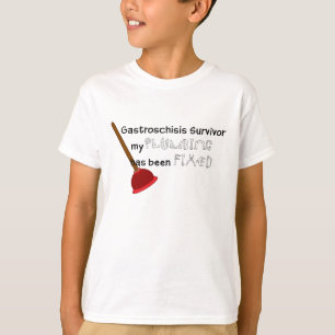 T-shirt de la tuyauterie du garçon