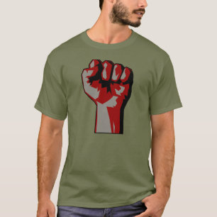T-shirt de protestation de poing augmenté par