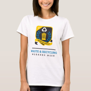 T-shirt De rebut et réutilisant la chemise des femmes de