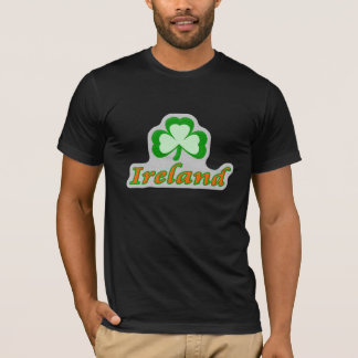 T-shirt de shamrock de l'Irlande