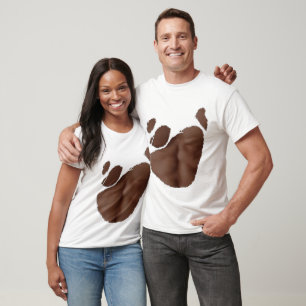 T-shirt déchiré avec du faux ABS (peau foncée)