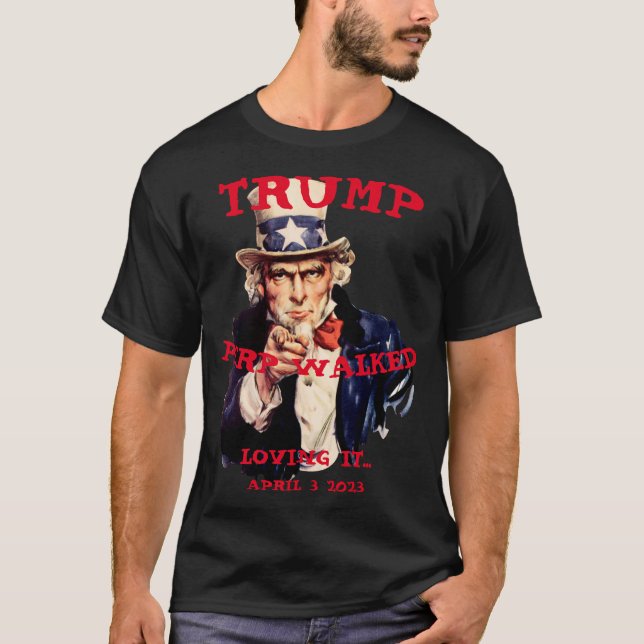 T-shirt Défilé perpétuel de Trump 2023 mardi Oncle Sam (Devant)