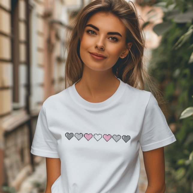 T-shirt Démi-fille Drapeau Coeur Pixel (Créateur téléchargé)