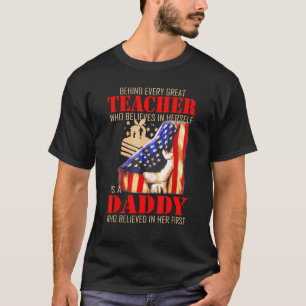 T-shirt Derrière chaque grande enseignante qui croit en el