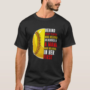 T-shirt Derrière Chaque Joueur, C'Est Maman Qui Croyait En