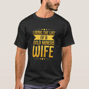 T-shirt Des femmes qui cherchent de l'or creuser pour une 